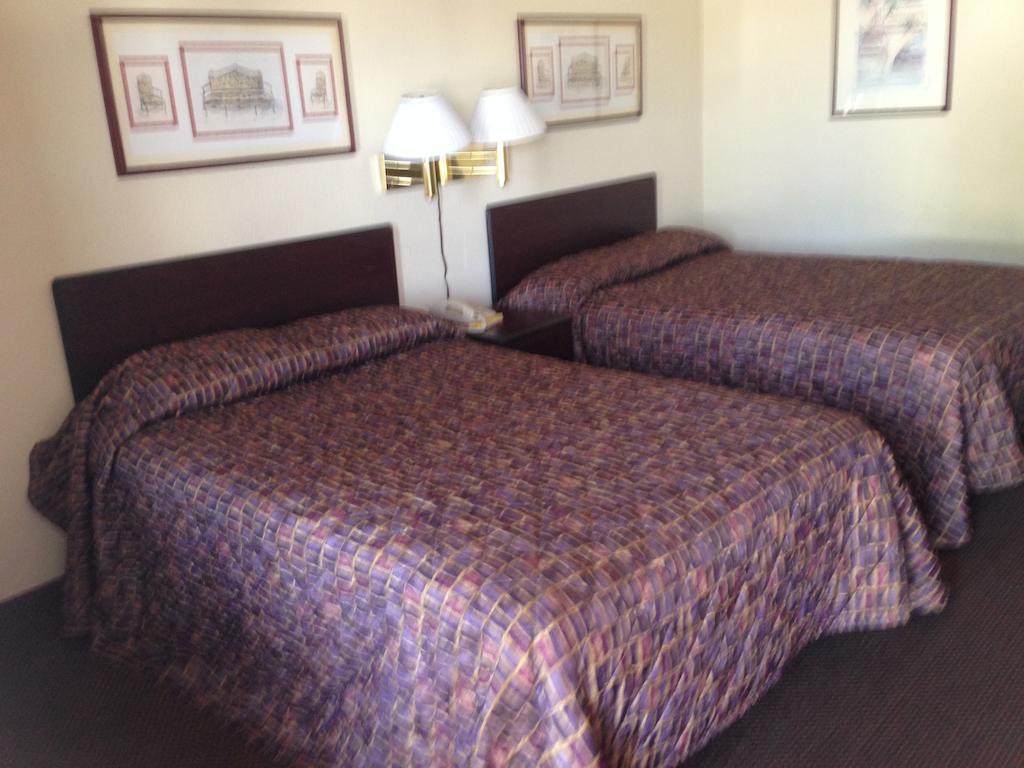 Scottish Inns ジョーンズボロ 部屋 写真
