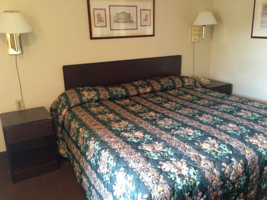 Scottish Inns ジョーンズボロ 部屋 写真